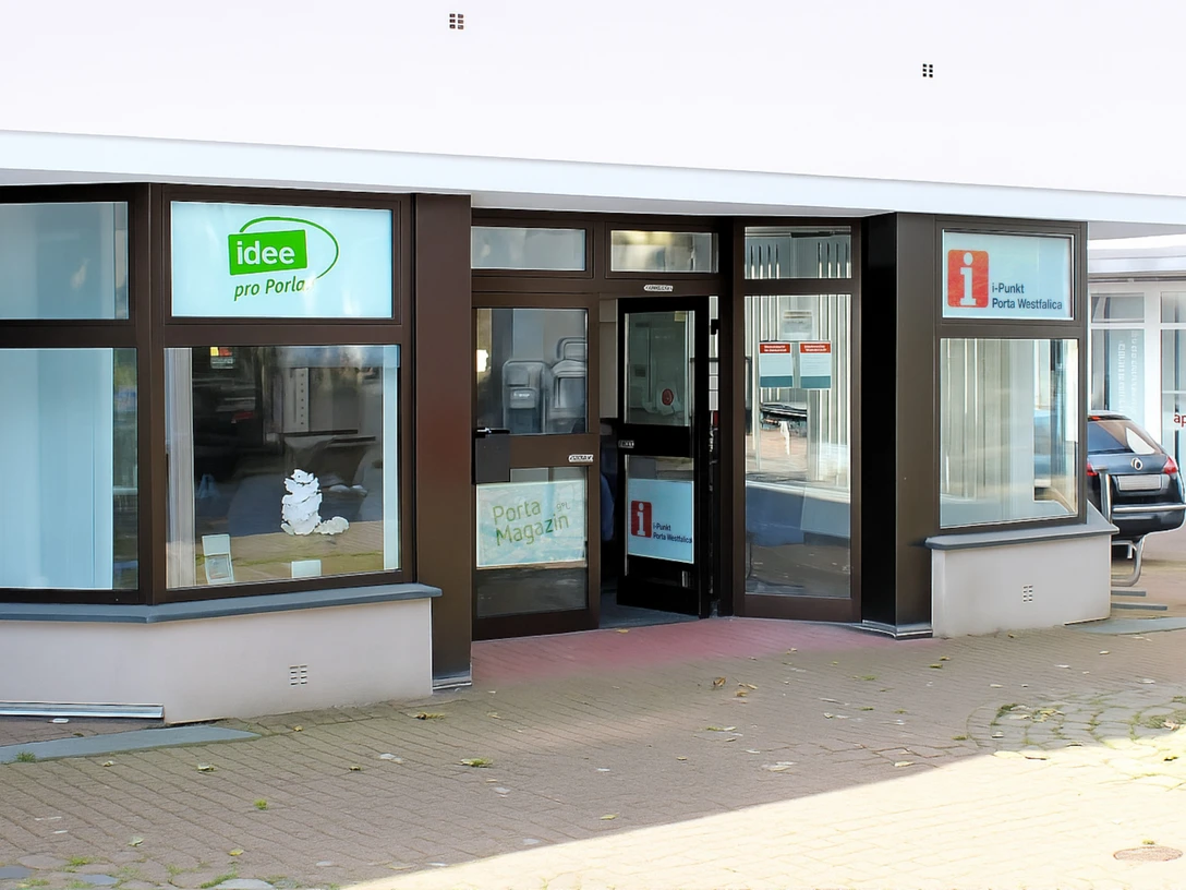 i-Punkt Porta Westfalica Außenansicht i-Punkt Porta Westfalica Außenansicht