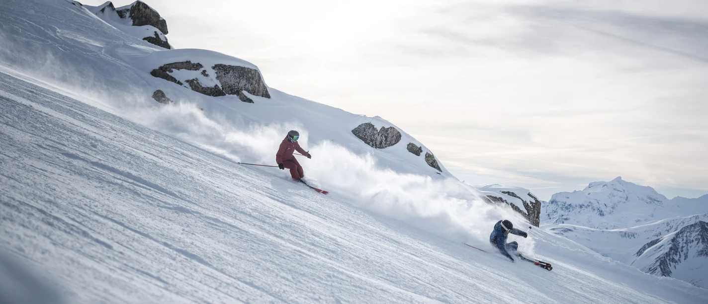 Performer Skifahren in der Aletsch Arena
