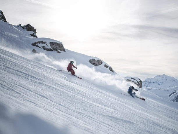 Performer Skifahren in der Aletsch Arena