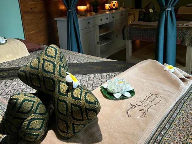 Chantra Massage Raum 2.jpg
