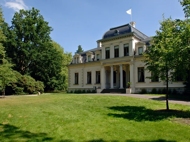 Rastede Palais.jpg