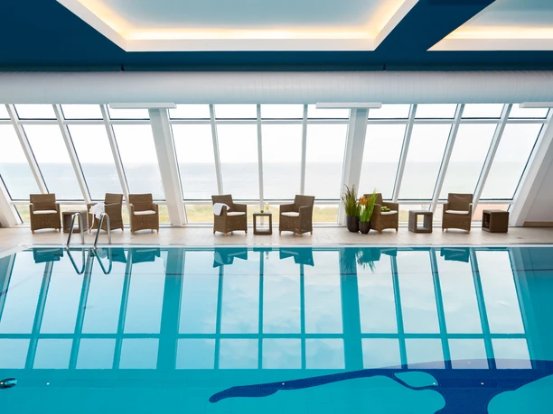 Pool in der SPA.LOUNGE im Wyn. Strandhotel