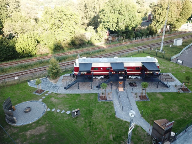 Außenansicht Lok Hotel