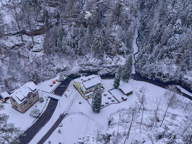 Hockstein-Aussicht ins Polenztal im Winter