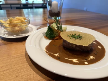 Restaurant Golfhotel Riederhof.jpeg