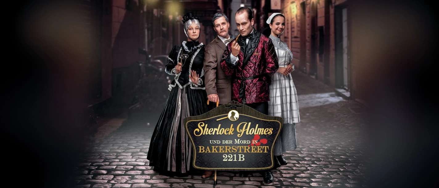 fds_eventim_fanticket_bakerstreet.jpg Four people in Victorian dress pose dramatically in a cobbled evening alley.