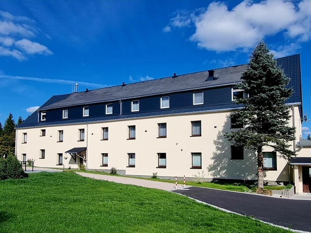 Unser Hotel im Sommer, Westseite