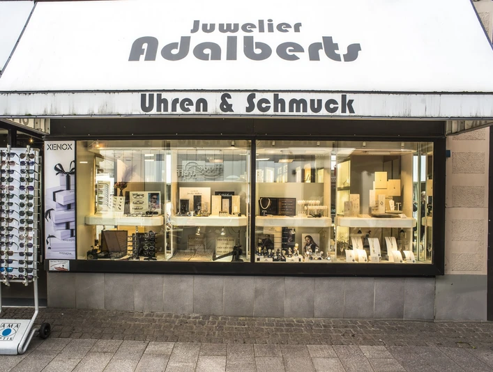 Juwelier Adalberts Außenansicht Juwelier Adalberts Außenansicht