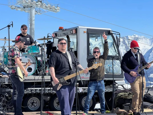 5 kleine Jägermeiser.jpg