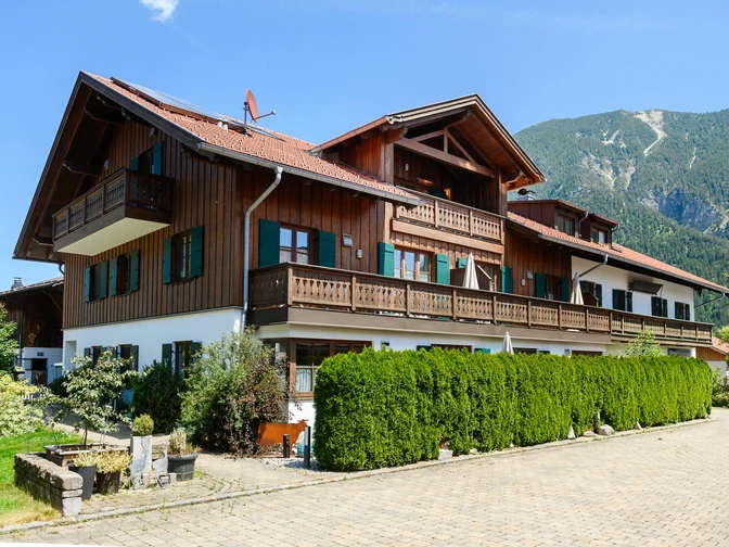 20250624__DSC3029_Alpina_Berggipfel_