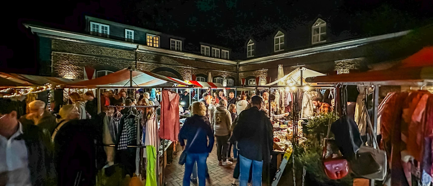 55 Foto Nachtflohmarkt credit Uwe Heldens