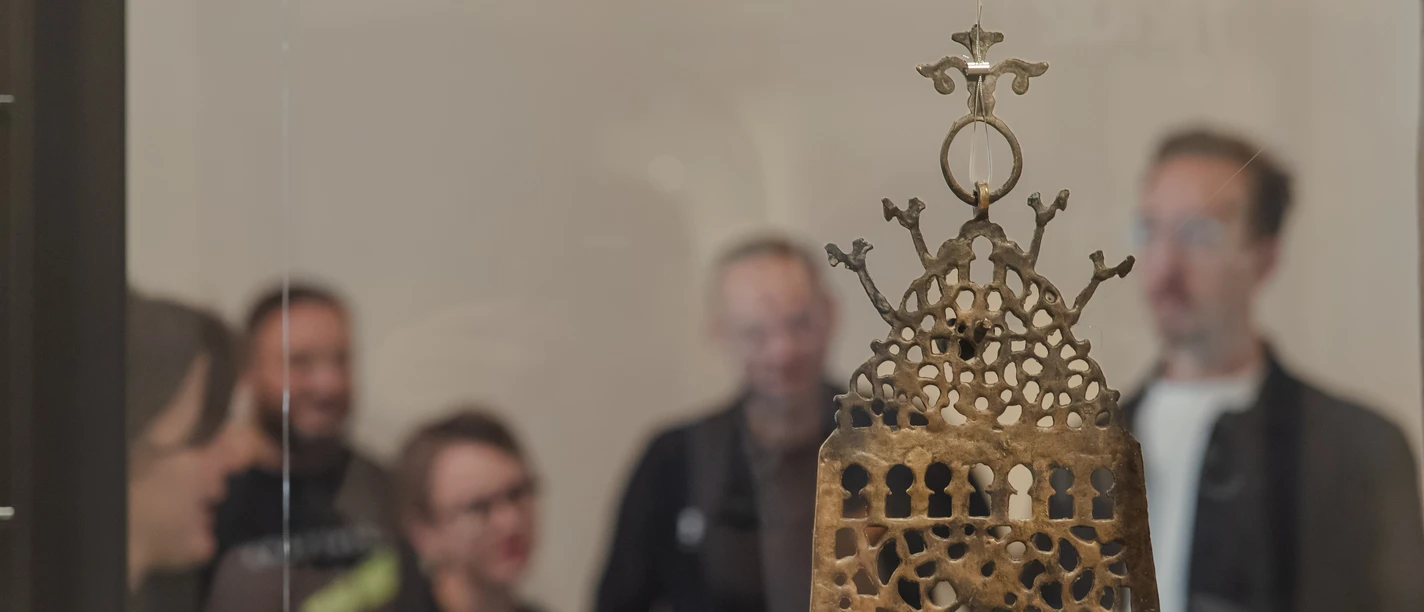 Führungen im Brandenburg Museum Religiöser Leuchter in der Führung: Jüdisches Brandenburg