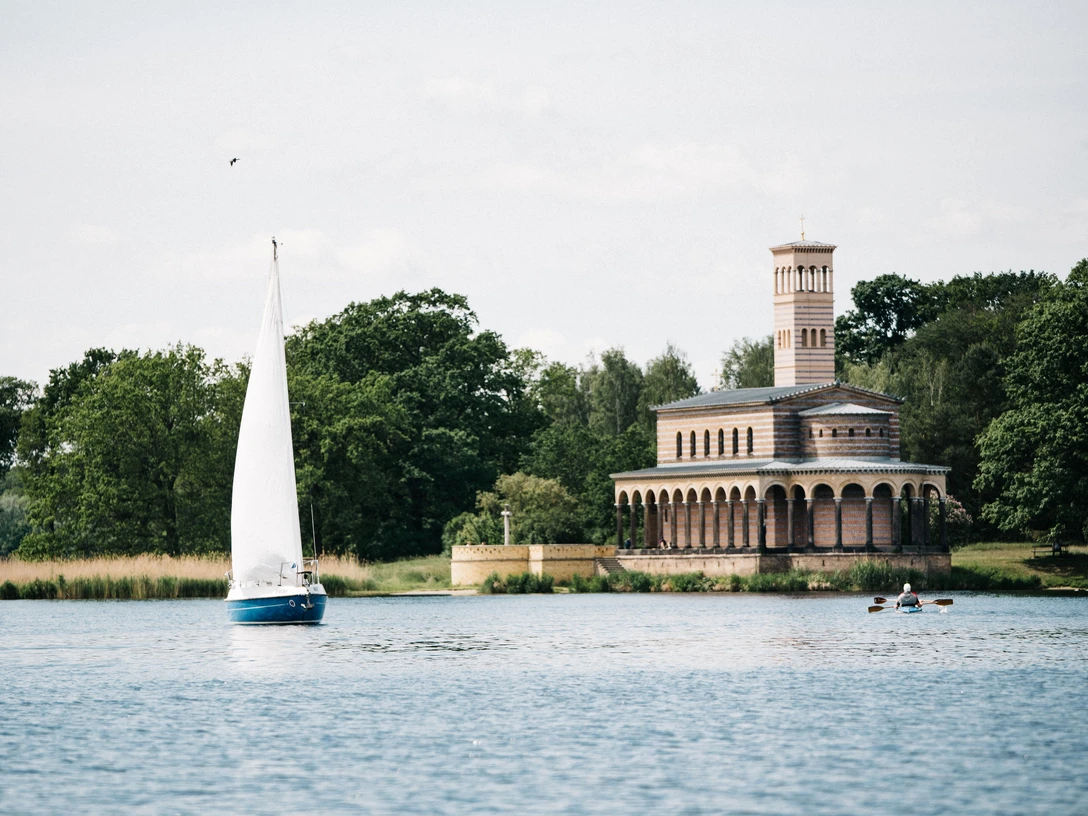 Sacrower Heilandskirche