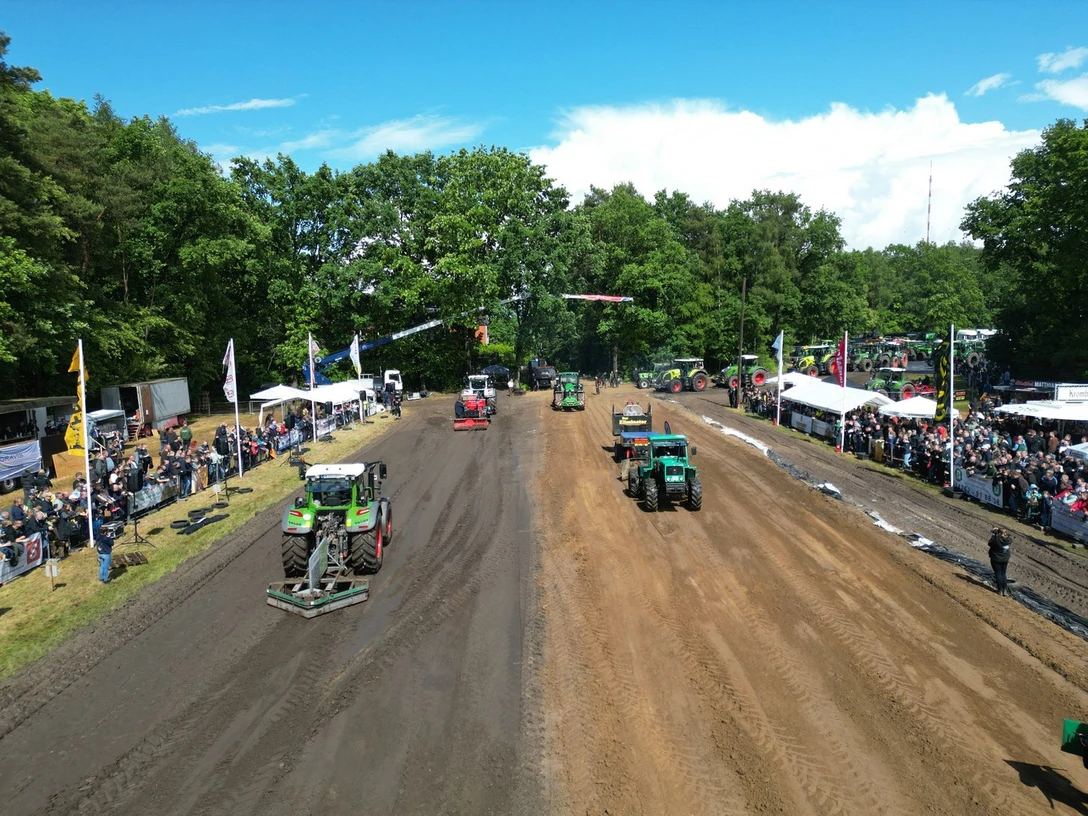 Luftbild vom Treck-Treck Luftbild vom Treck-Treck