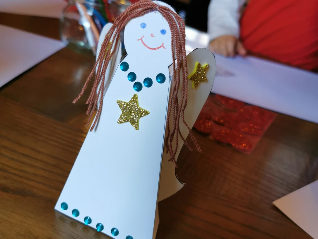 SMG_Himmlische Weihnachtsbasteleien_Foto Museum.jpg