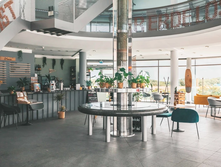 Project Bay Restaurant