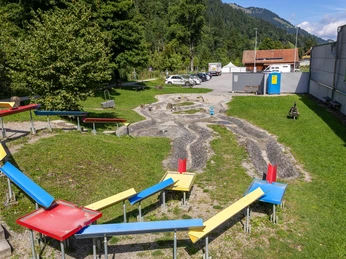Flühli_Wasserspielplatz_03.jpg