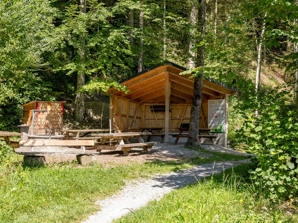 Feuerstelle Schachenhusweiher zwischen Wiggen und Marbach