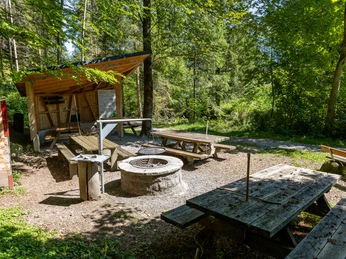 Feuerstelle Schachenhusweiher zwischen Wiggen und Marbach