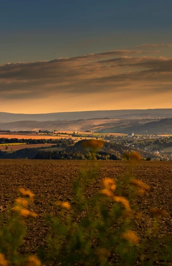 Sonnenuntergang über der eindrucksvollen Landschaft