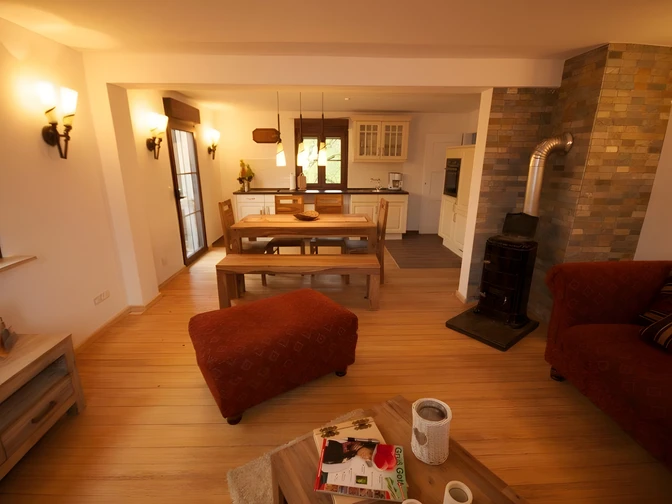 Photo, INSIDE, OUTSIDE