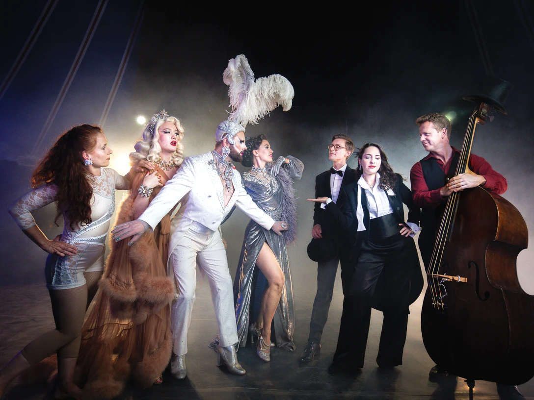 Vintage Wonderland_3_© Nick Scholey.jpg