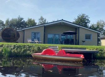 Ferienhaus Deluxe.jpg