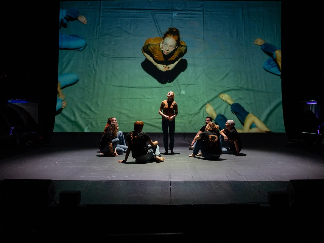 Das Huhn lügt_3_© Alexander Huber.jpg