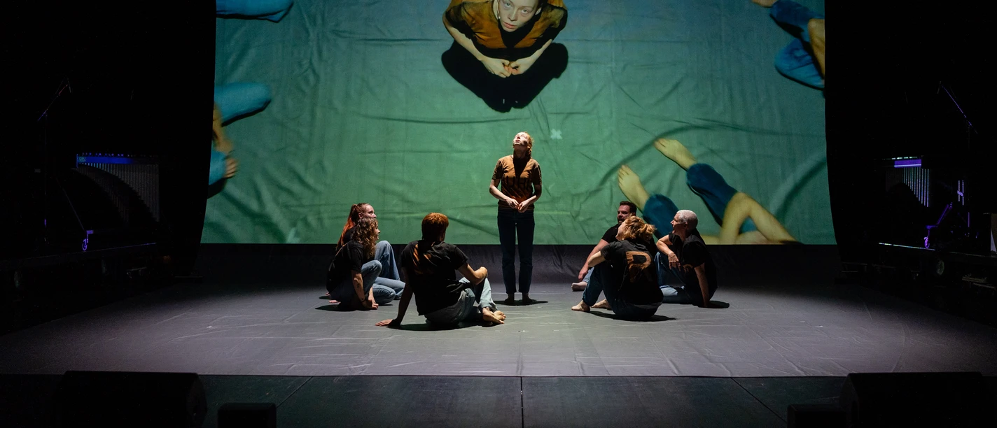 Das Huhn lügt_3_© Alexander Huber.jpg