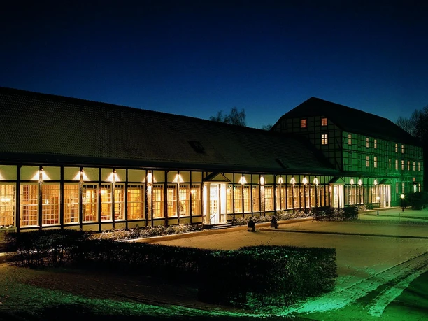 GPH bei Nacht im Schnee.jpg