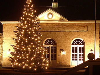 Wandelhalle mit Weihna#ED4B.jpg