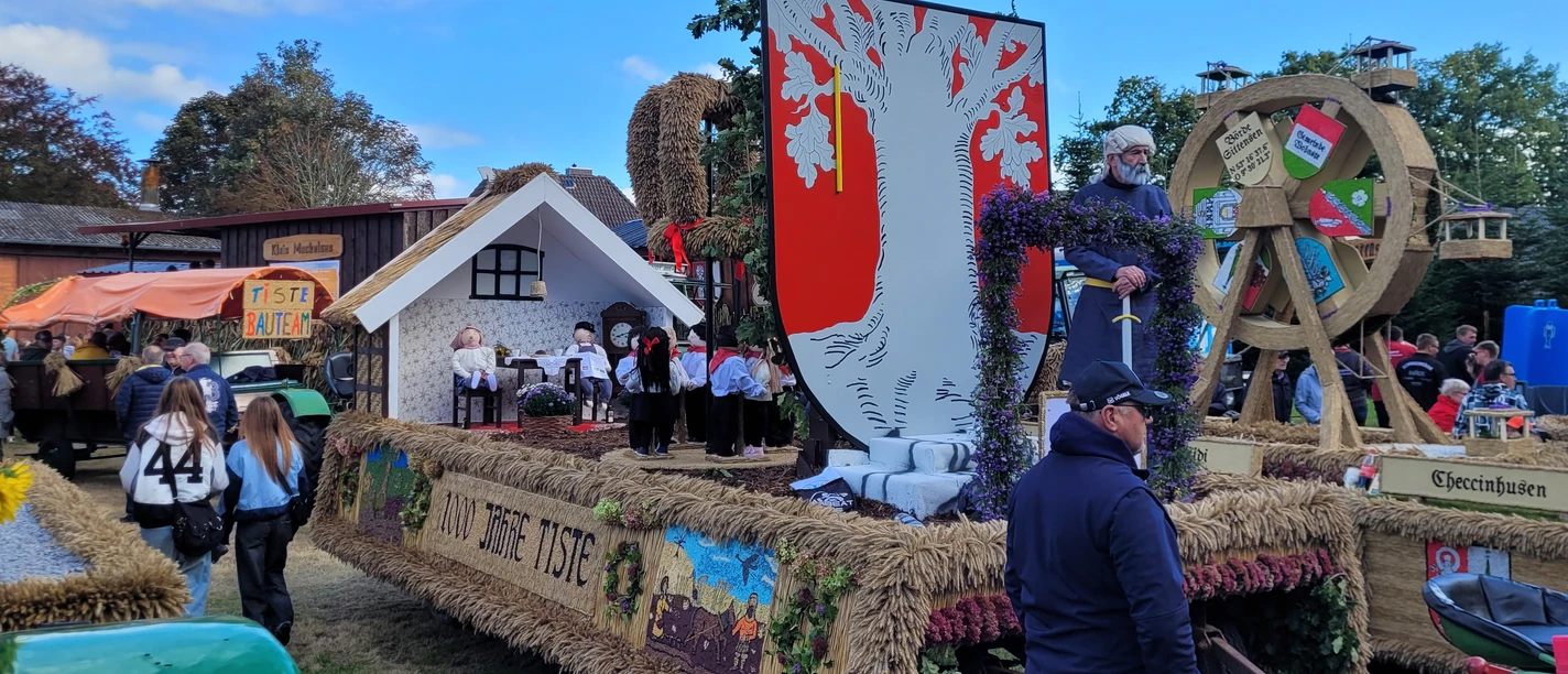 Ein Erntewagen auf dem Erntefest 2024 Ein Erntewagen auf dem Erntefest 2024