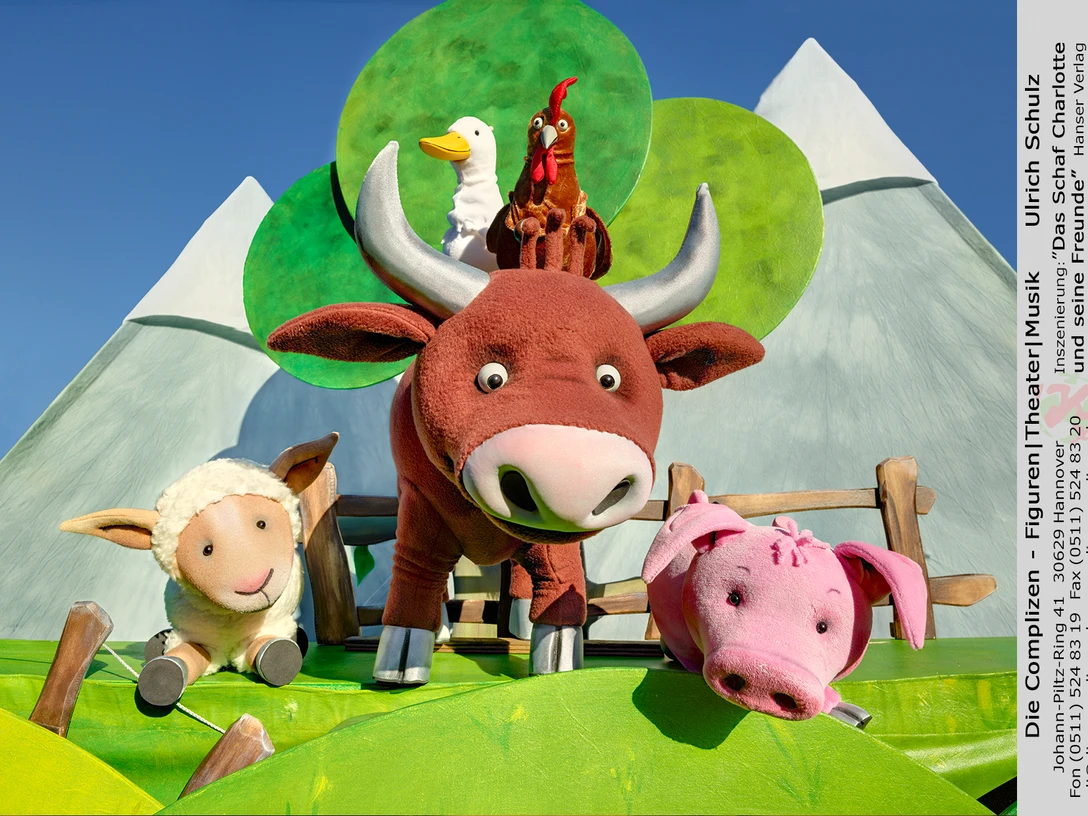 Die Complizen - Das Schaf Charlotte Figutentheater mit Schaf, Schwein, Ente, Huhn und Stier.