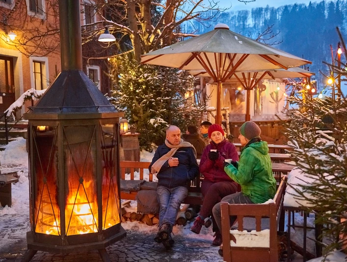Das Winterdorf Schmilka in der Sächsichen Schweiz Das Winterdorf Schmilka in der Sächsichen Schweiz
