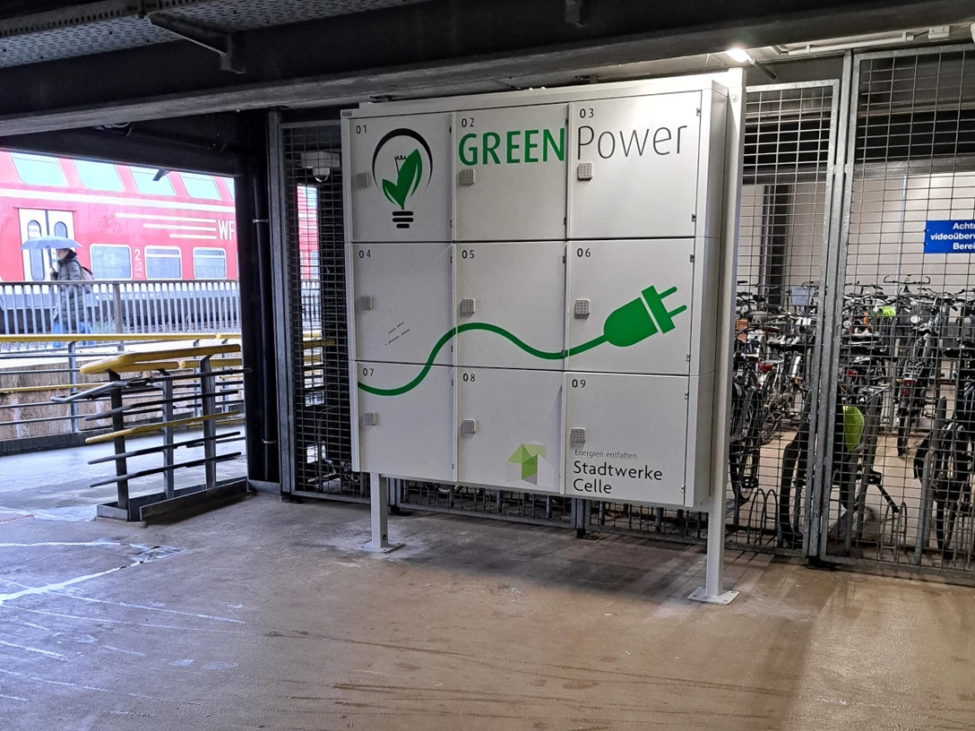 XXL-Schließfächer in der P+R Anlage