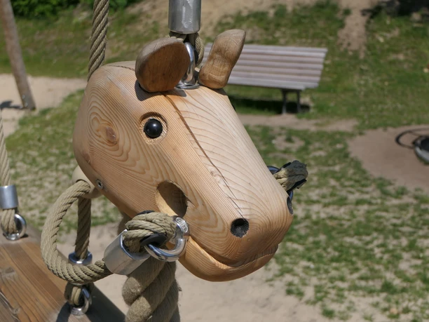 Abenteuerspielplatz Am Berg Holzpferd Westersode