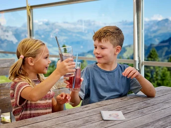 Überraschung für die Kinder