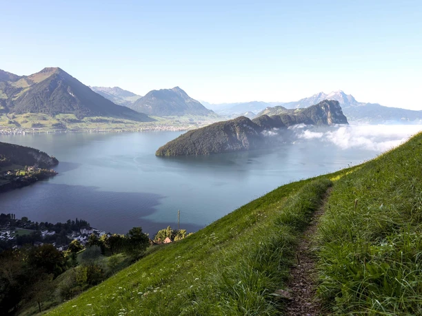 Aussicht auf dem Wanderweg von Hinterbergen nach Grubisbalm