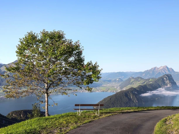 Start der Wanderung gleich bei der Bergstation Hinterbergen