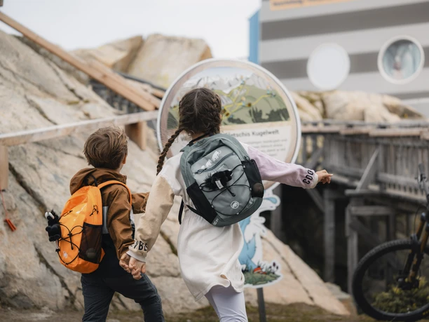 Sommer Gletschi-Tour in der Aletsch Arena Sommer Gletschi-Tour in der Aletsch Arena