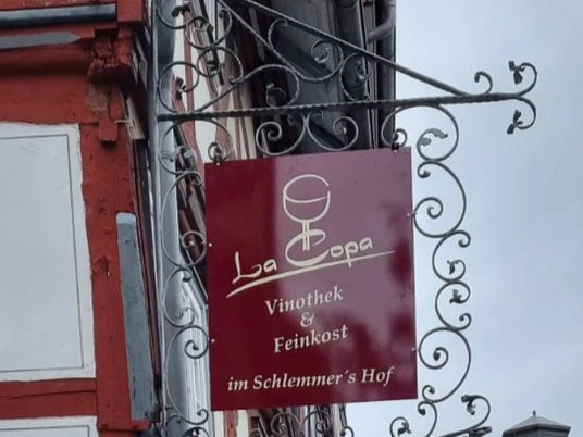 La Copa Vinothek & Feinkost
