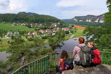 Kleine Bastei Rathen Blick auf die Elbe und Niederrathen
