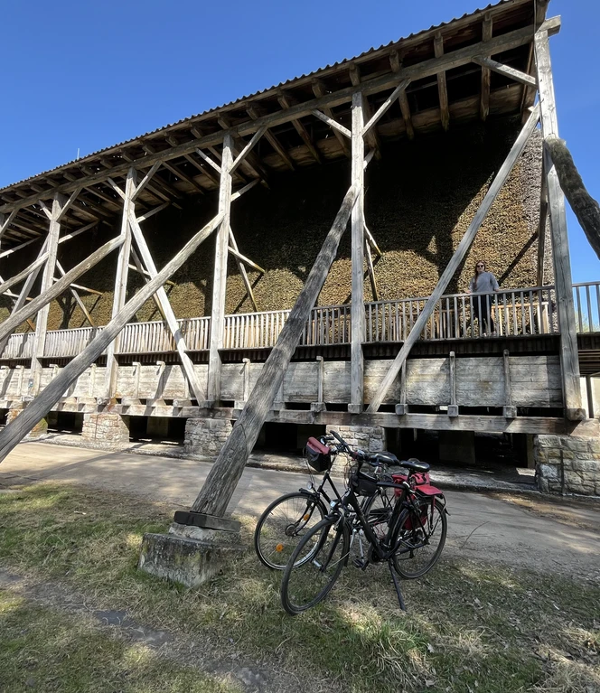 Der Salinenpark mit Gradierwerk ist spannend und informativ.jpeg