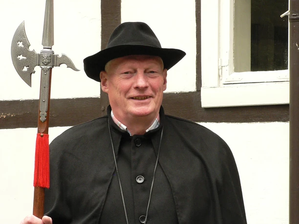 Gütersloher Nachtwächter Verkleideter Stadtführer als Nachtwächter