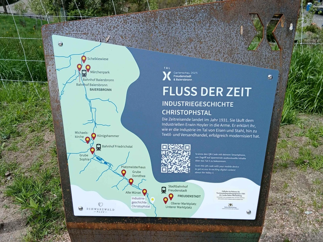 Stele Fluss der Zeit "Industriegeschichte Christophstal"