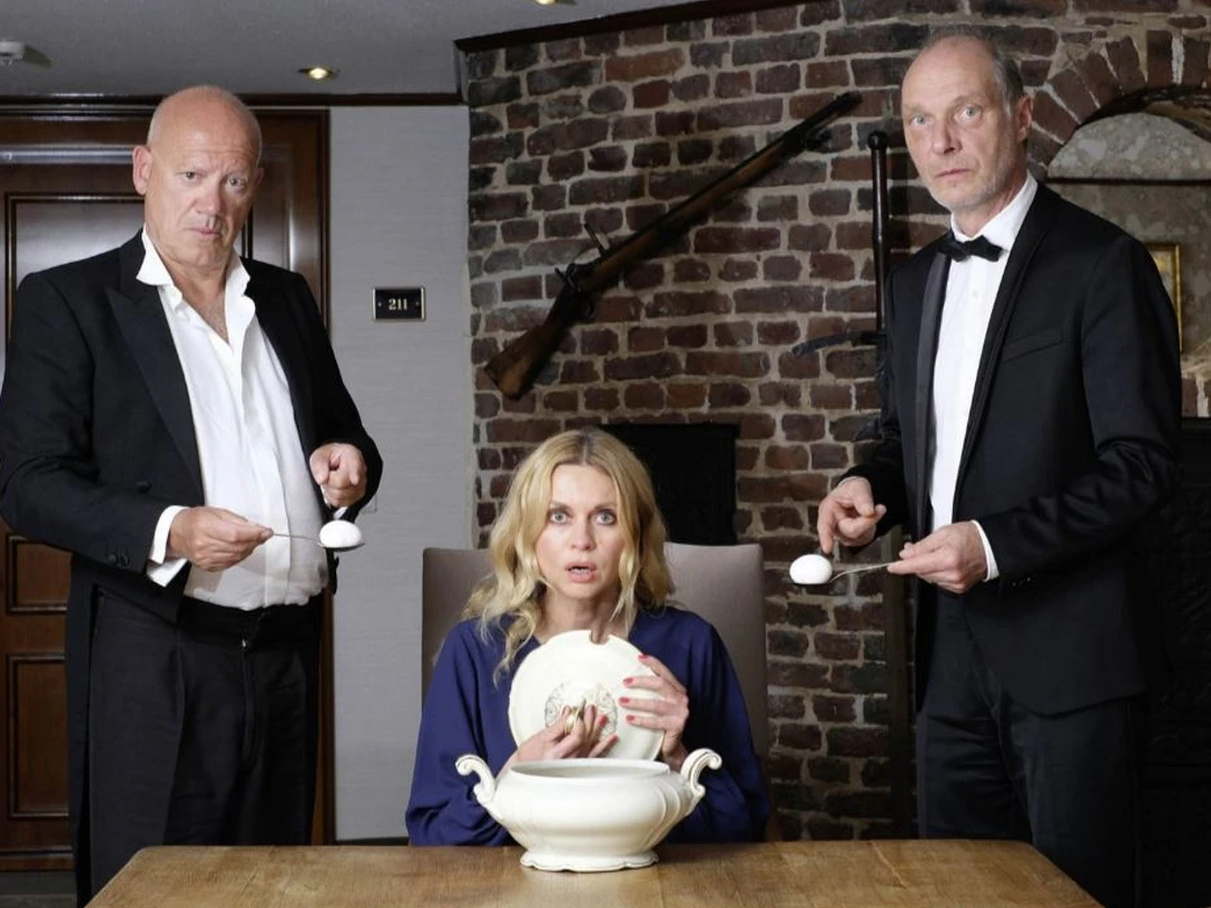 Loriot.JPG Das Bild zeigt die drei Schauspieler Martin Brambach, Christine Sommer und Dietmar Loeffler