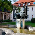 Roswitha-Brunnen_2_Sommer© Stadt Bad Gandersheim Hötzel_web.jpg