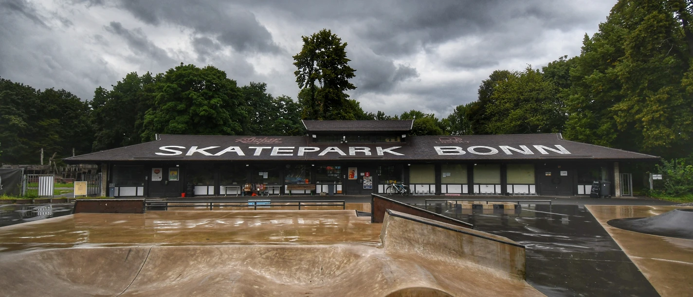Sascha_Engst_Bundesstadt_Bonn-Skatepark_in_der_Rheinaue