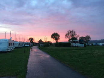 Sonnenuntergang am Campingplatz Artlenburg Sonnenuntergang am Campingplatz Artlenburg