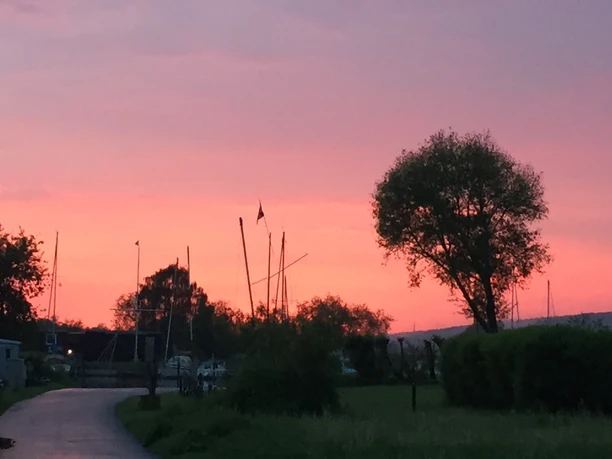 Funkelstunde Hafen Artlenburg©Sandy Gudde (3).JPG Sommerabend am Hafen Artlenburg